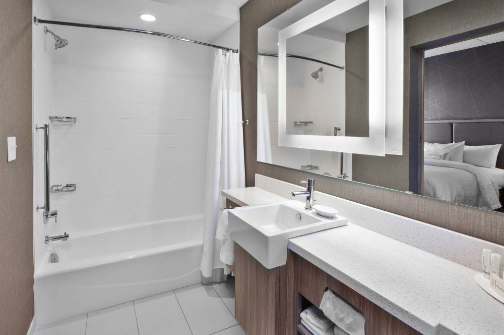 Studio Suite Bathroom