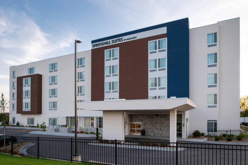 Springhill Suites By Marriott Kansas City Northeast 3