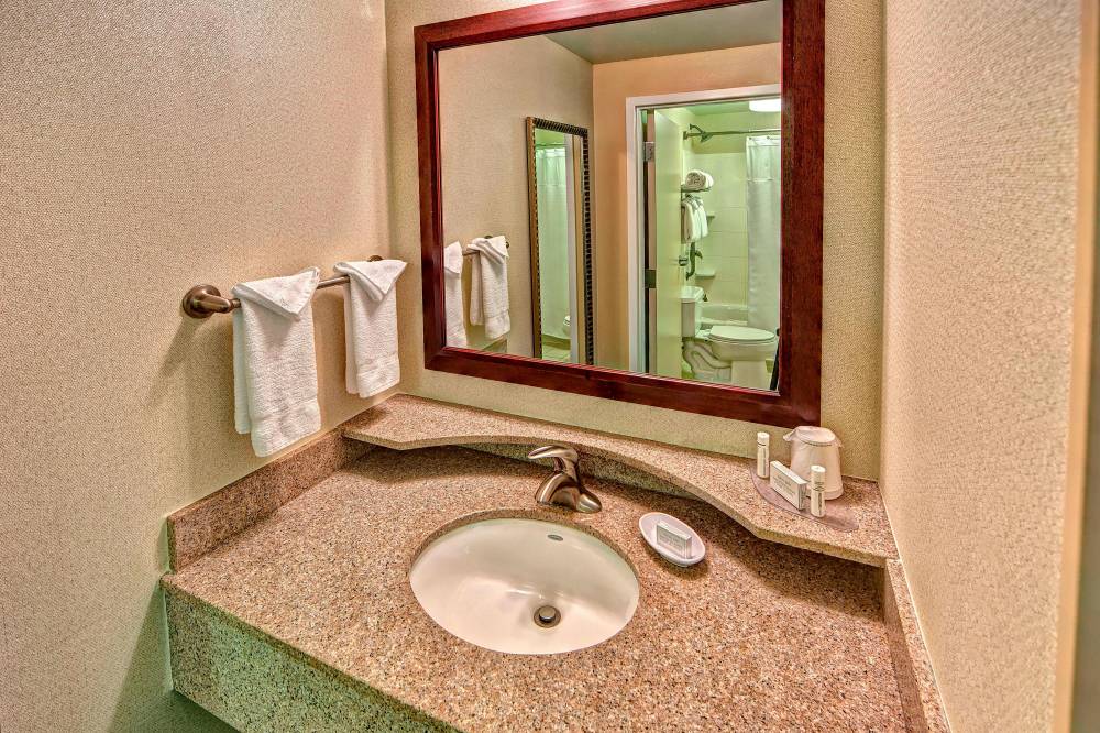 Suite Bathroom Vanity