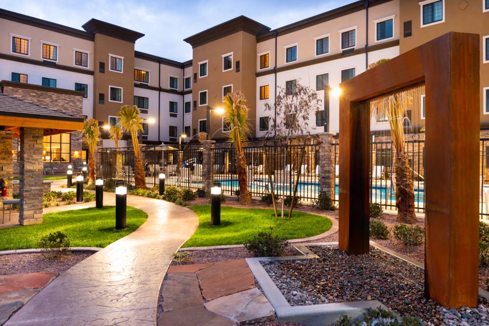 Courtyard w/ Water Feature