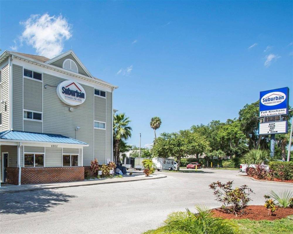 Extended stay hotel near Tampa airport