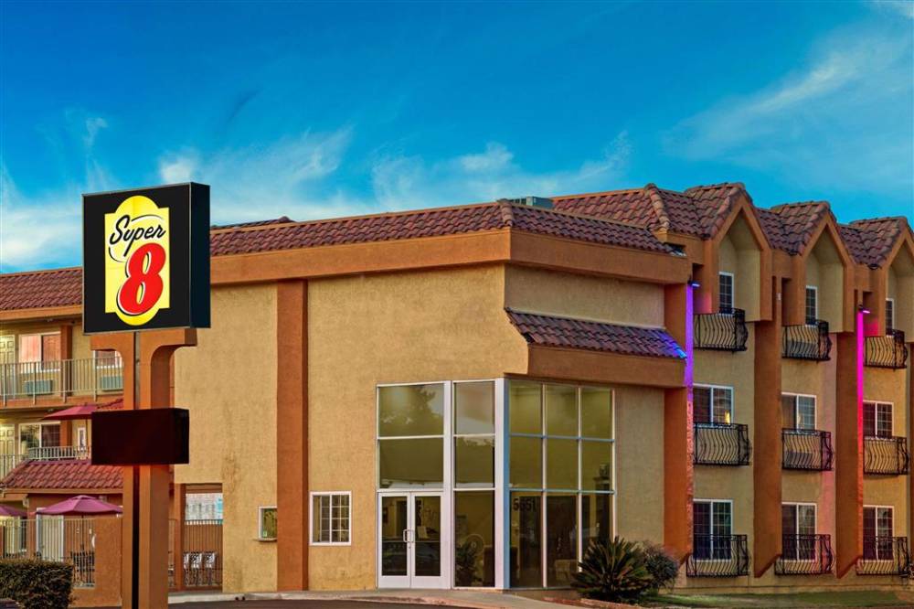 Super 8 Cypress Buena Park Area