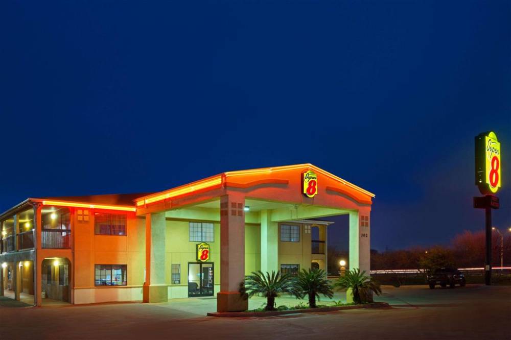 Super 8 By Wyndham San Antonio/riverwalk Area 2