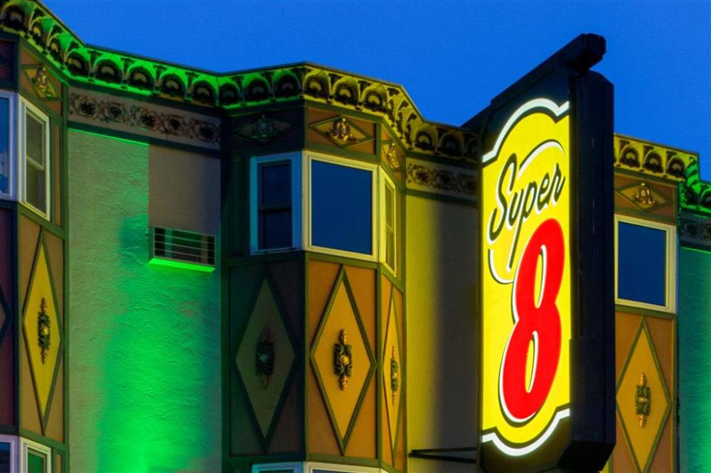 Super 8 By Wyndham San Francisco/near The Marina 2