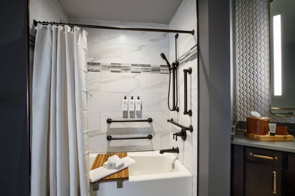 Queen/Queen Accessible Bathroom