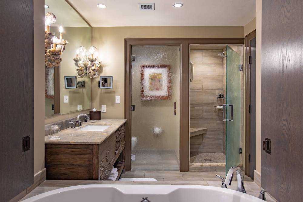 Guest Room Bathroom