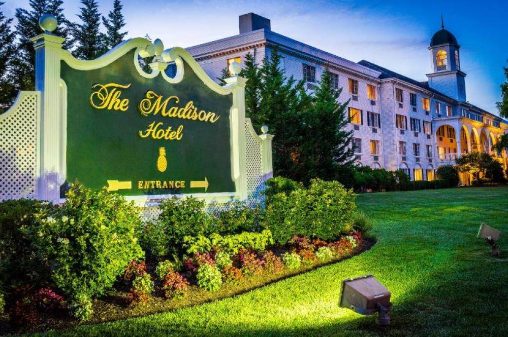 The Madison Hotel 4