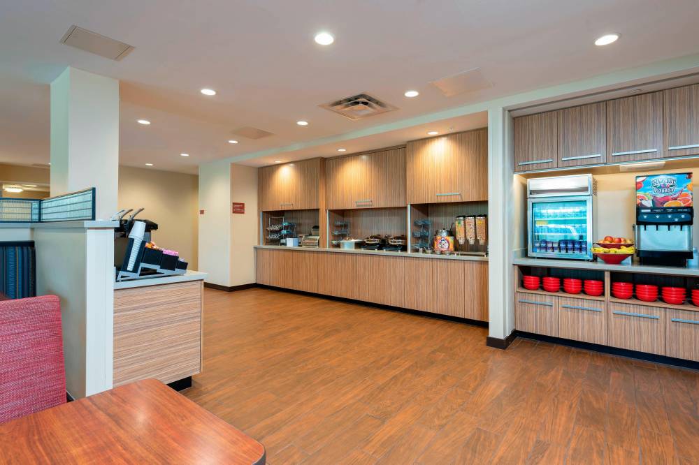 Towneplace Suites By Marriott Louisville North 8