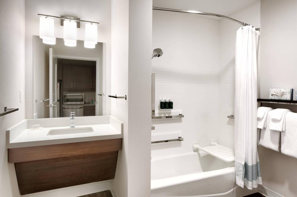 Accessible Bathroom - Bathtub