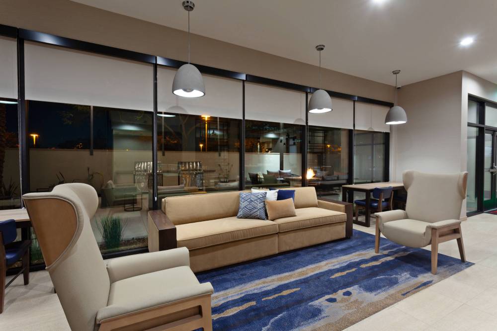 Towneplace Suites By Marriott San Diego Central 10