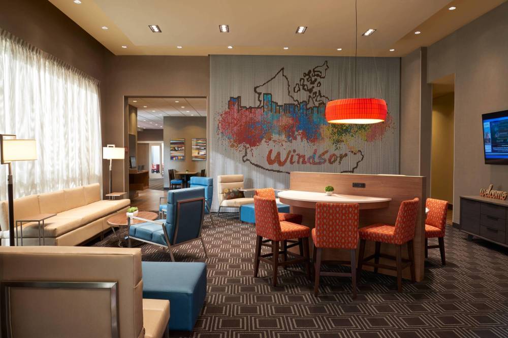 Towneplace Suites By Marriott Windsor 7