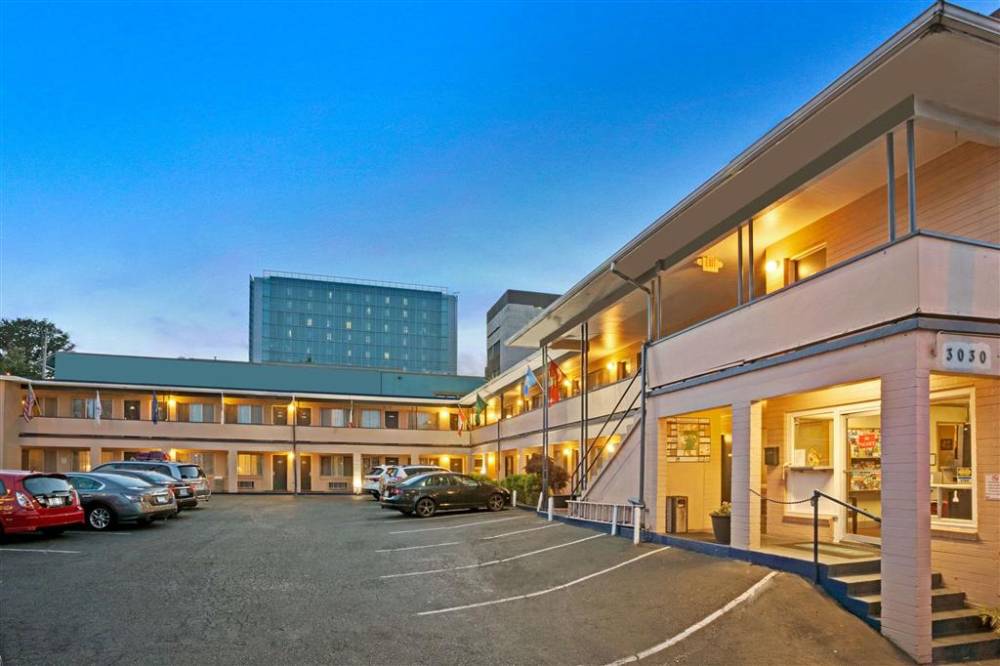 Travelodge Everett City Center