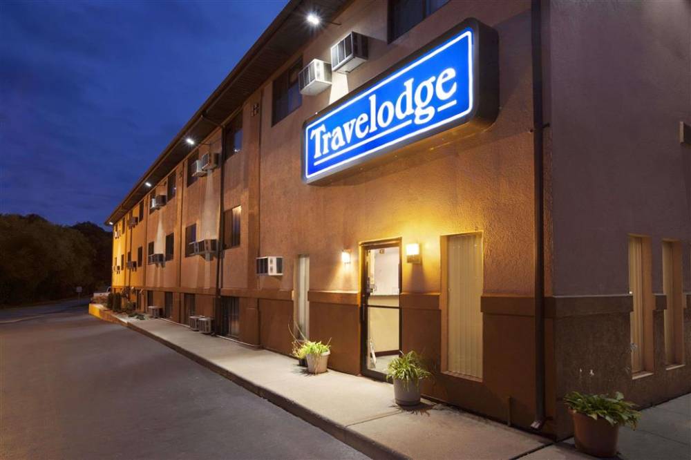 Welcome To The Travelodge La Porte