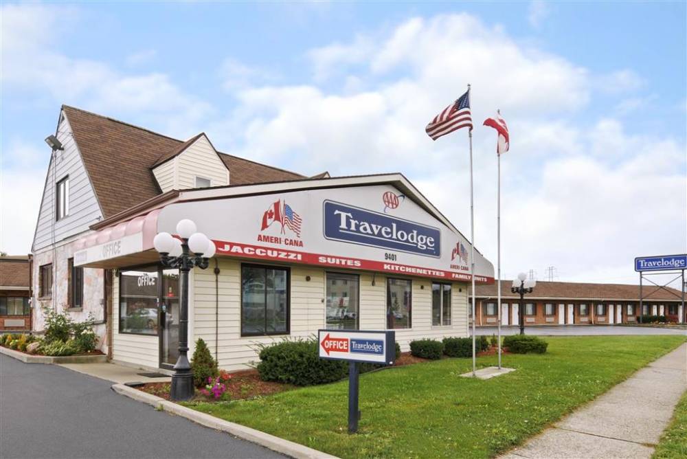 Welcome to the Travelodge Niagara Falls