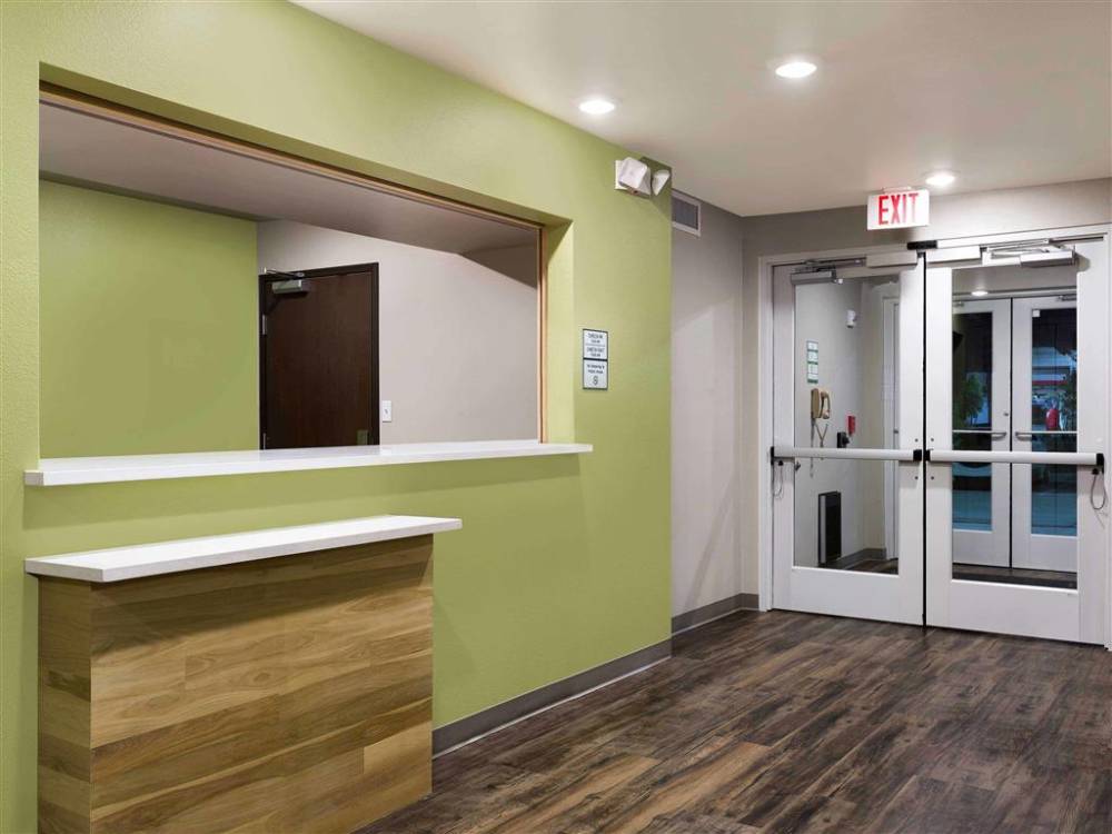 Woodspring Suites Albuquerque 3