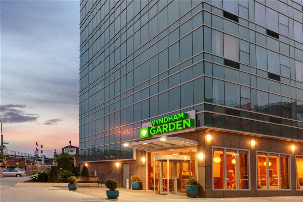 Welcome to the Wyndham Garden LIC Manhattan